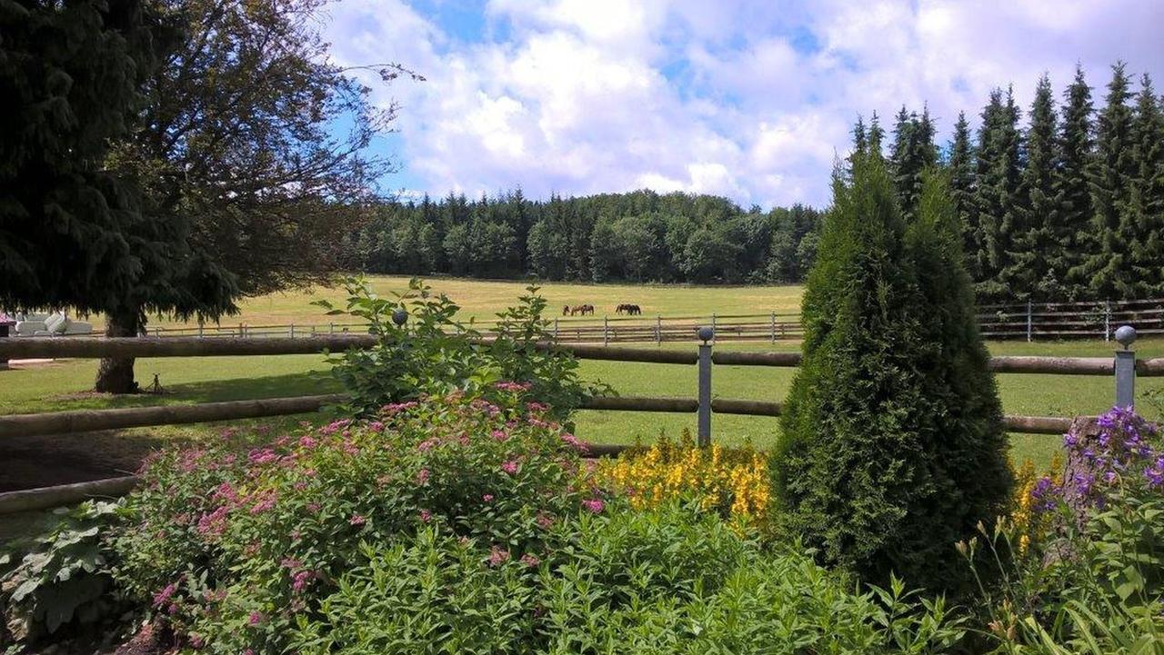 Aelbler-Nest Auf Hofgut Kueche Burladingen Exterior foto